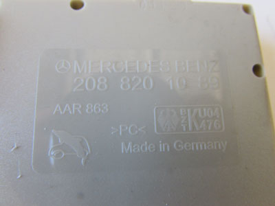 Mercedes Antenna Amplifier 2088201089 W208 CLK320 CLK430 CLK55 AMG4
